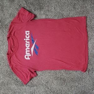 Classic Reebok America Logo Graphic Tee Size S Soft Blend Heather Red USA Unisex
